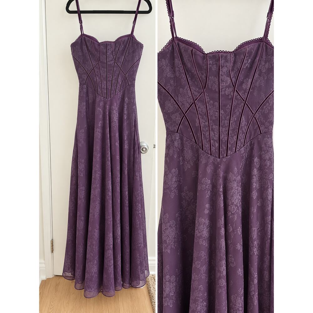 HOUSE OF CB - Esme Fil Coupé Gown - Winter Bloom Violet Purple Size M ($329 new) - Picture 3 of 4